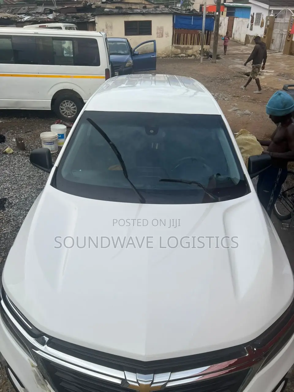 Chevrolet Equinox 2021 White