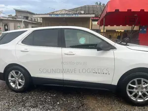Chevrolet Equinox 2021 White