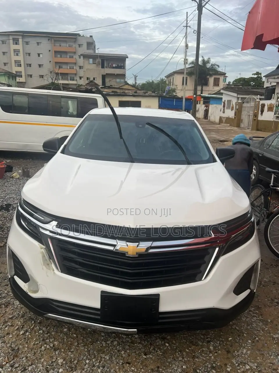 Chevrolet Equinox 2021 White