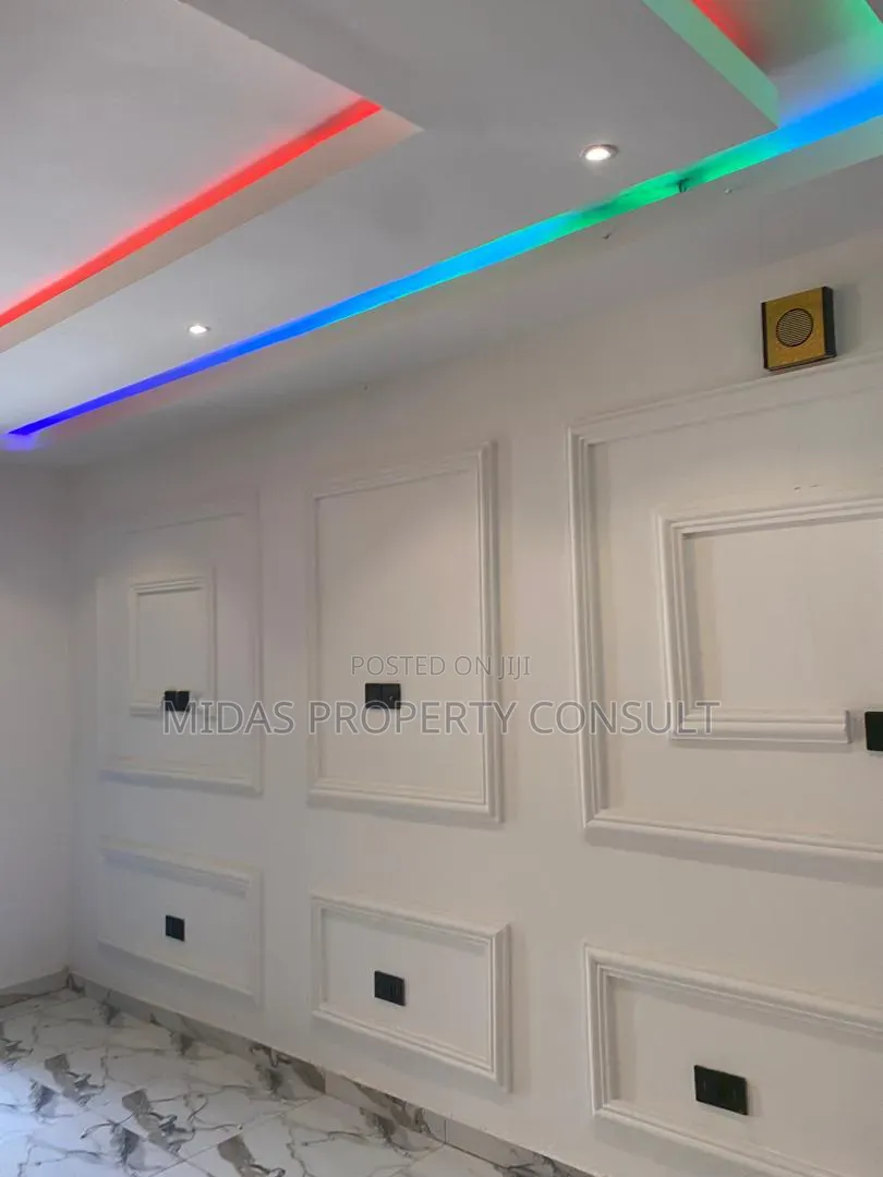 4bdrm House in Kwabenya Acp for sale