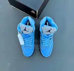 Nike Air Jordan 5 Retro Se "Unc" Sneakers Available (Loc: Adum Kumasi)