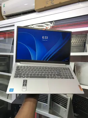 Laptop Lenovo IdeaPad 1 8GB Intel SSD 256GB