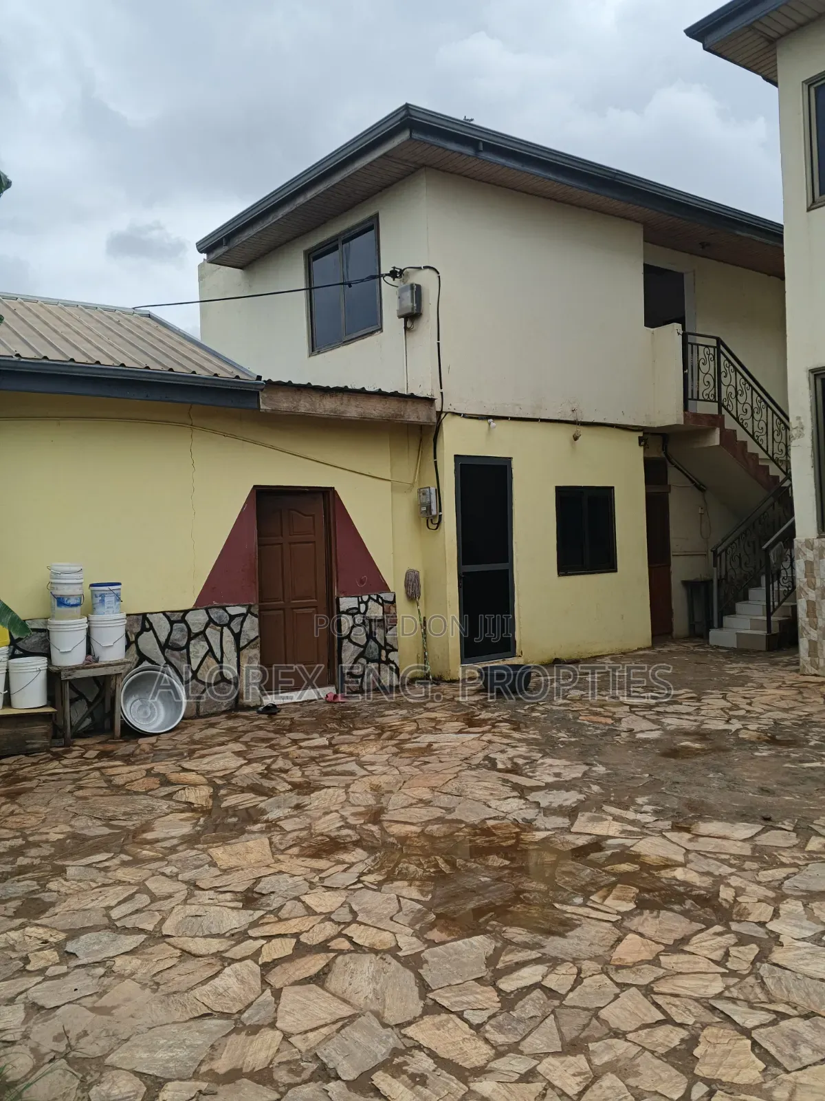1bdrm Apartment in Adenta Amanfro, Frafraha for rent
