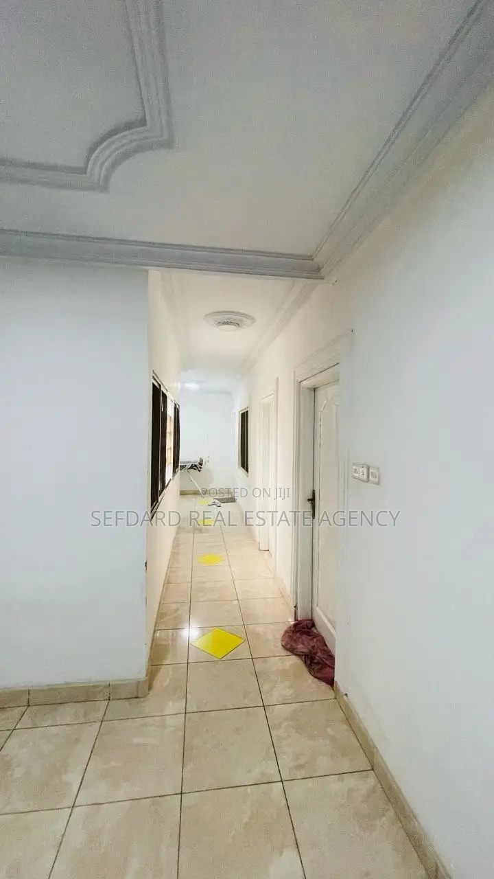 4bdrm House in Sefdard Properties, Amasaman for sale