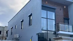 Automatic Roller Shutters To Darken Room For Sleep