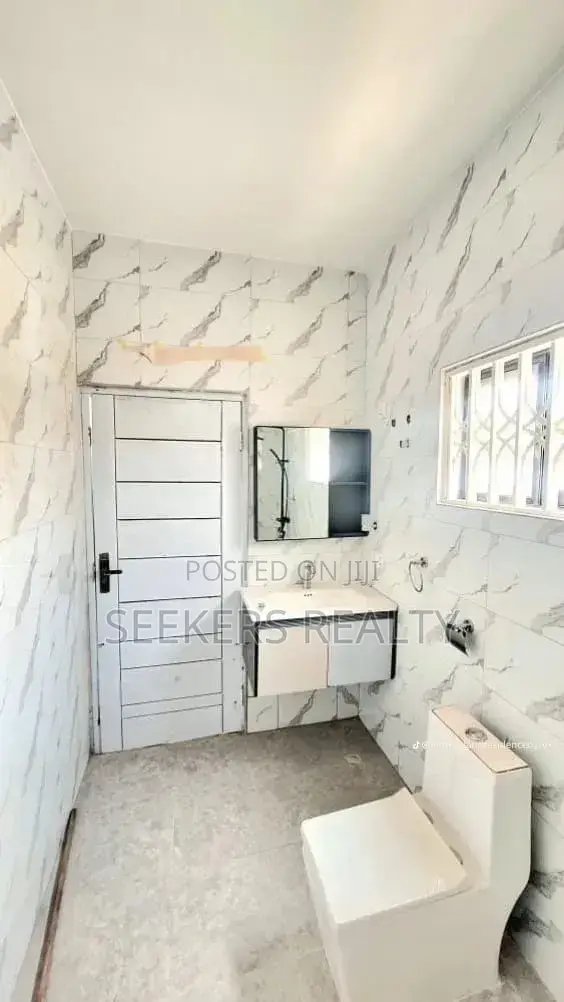 3bdrm House in Seekers Realty, Baatsona Total for sale
