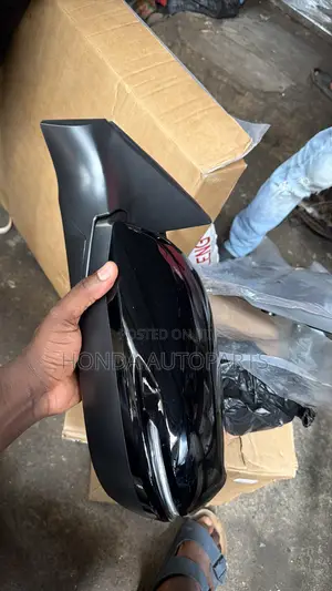 Honda Cr-v 2017 to 2022 Driving Mirror.