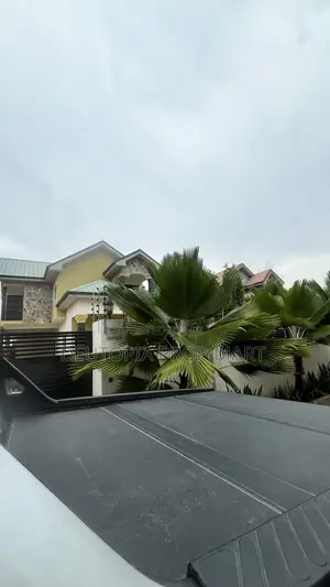 4bdrm Duplex in Paradise Court, Tema Metropolitan for rent