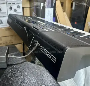 Yamaha PSR-E583 61-Keys Keyboard