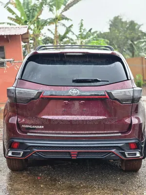 Toyota Highlander LE Plus 2019 Burgundy