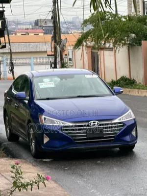 Hyundai Elantra 2019 Blue