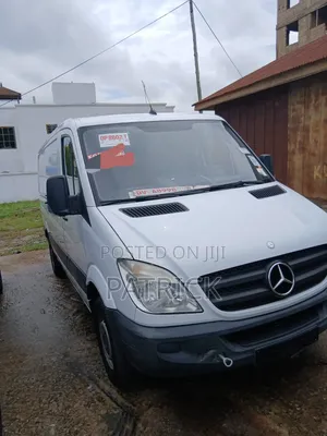 Mercedes-Benz Sprinter 2012 White