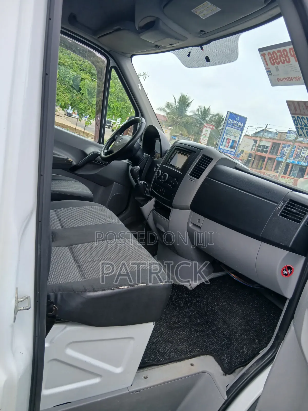 Mercedes-Benz Sprinter 2012 White