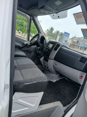 Mercedes-Benz Sprinter 2012 White