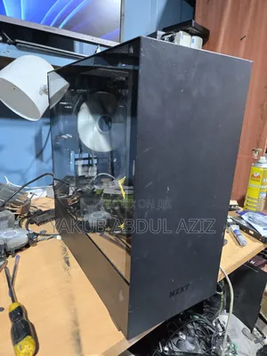 Gigabyte GA-H110MSTX-HD3-ZK 16GB Intel Core i7 HDD+SSD 1T