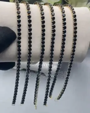 Elegant Unisex Tennis Bracelet – Silver, Gold, Rose Gold Black