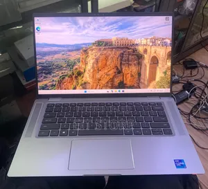 Laptop Dell Latitude 9520 16GB Intel SSD 256GB