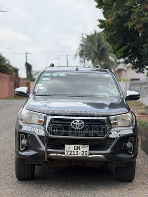Toyota Hilux 2.4 Diesel 2020 Gray