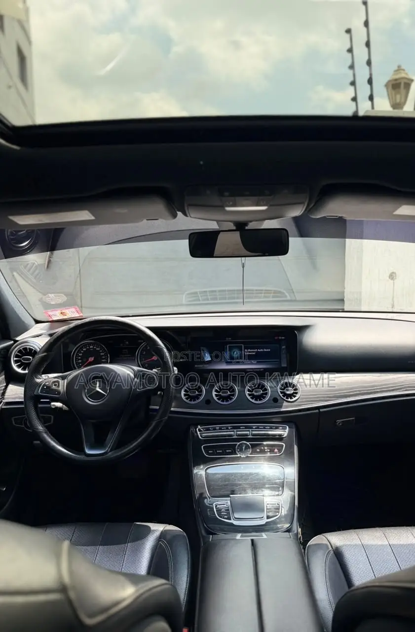 Mercedes-Benz E300 4Matic AWD Sedan (2.0L 4cyl 9A) 2017 Black