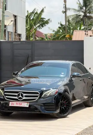 Mercedes-Benz E300 4Matic AWD Sedan (2.0L 4cyl 9A) 2017 Black