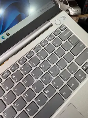 Laptop Lenovo ThinkBook 14s Gen 2 8GB AMD Ryzen 3 SSD 500GB