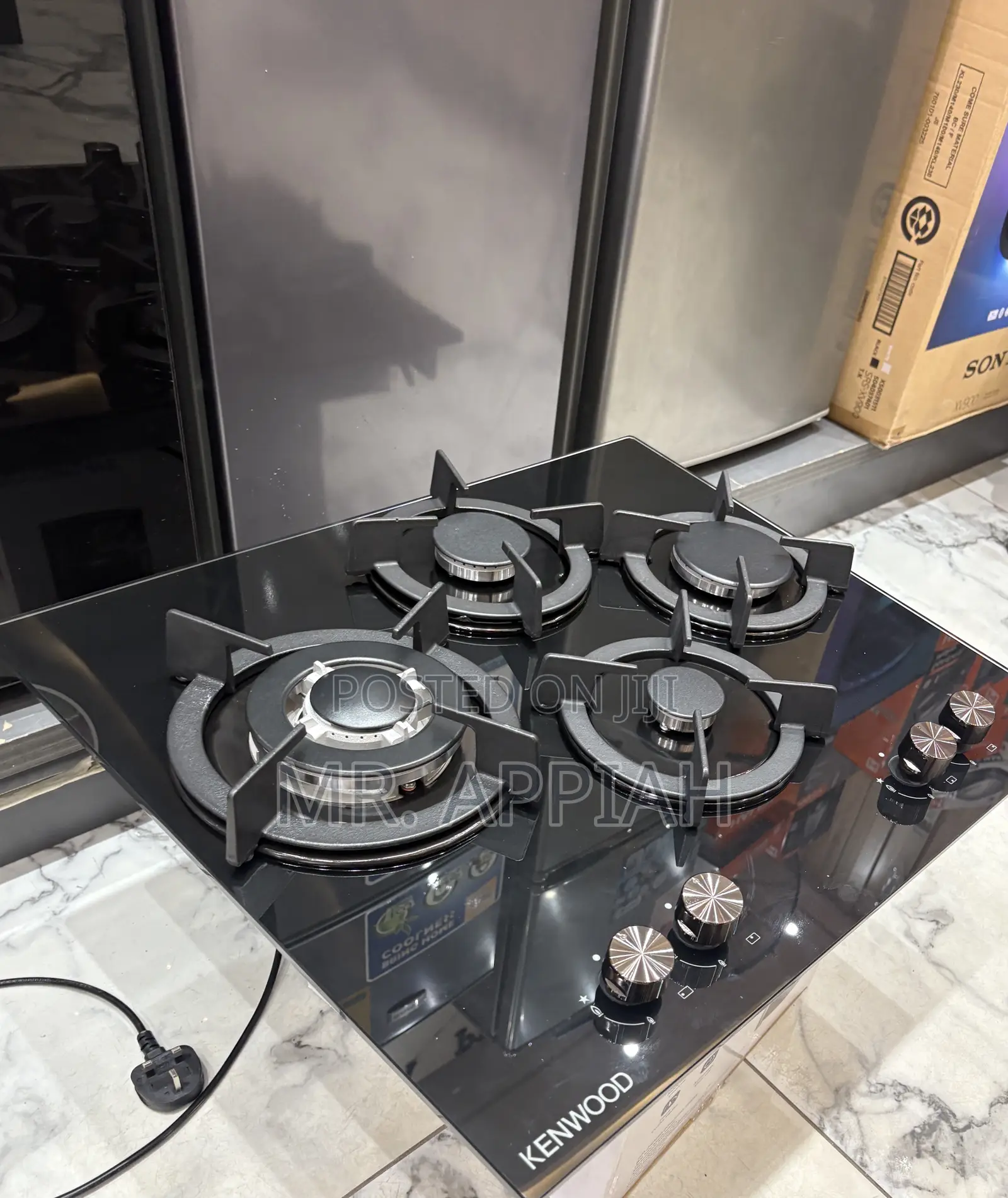 Sleek Design Kenwood 60cm Tempered 4 Gas Hob(Black) 