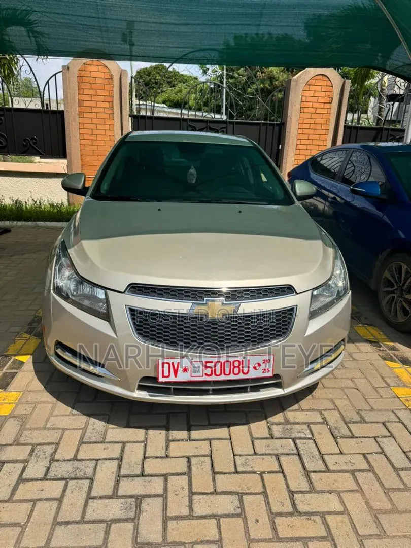 Chevrolet Cruze 1LT 4dr Sedan (1.4L 4cyl Turbo 6A) 2014 Brown