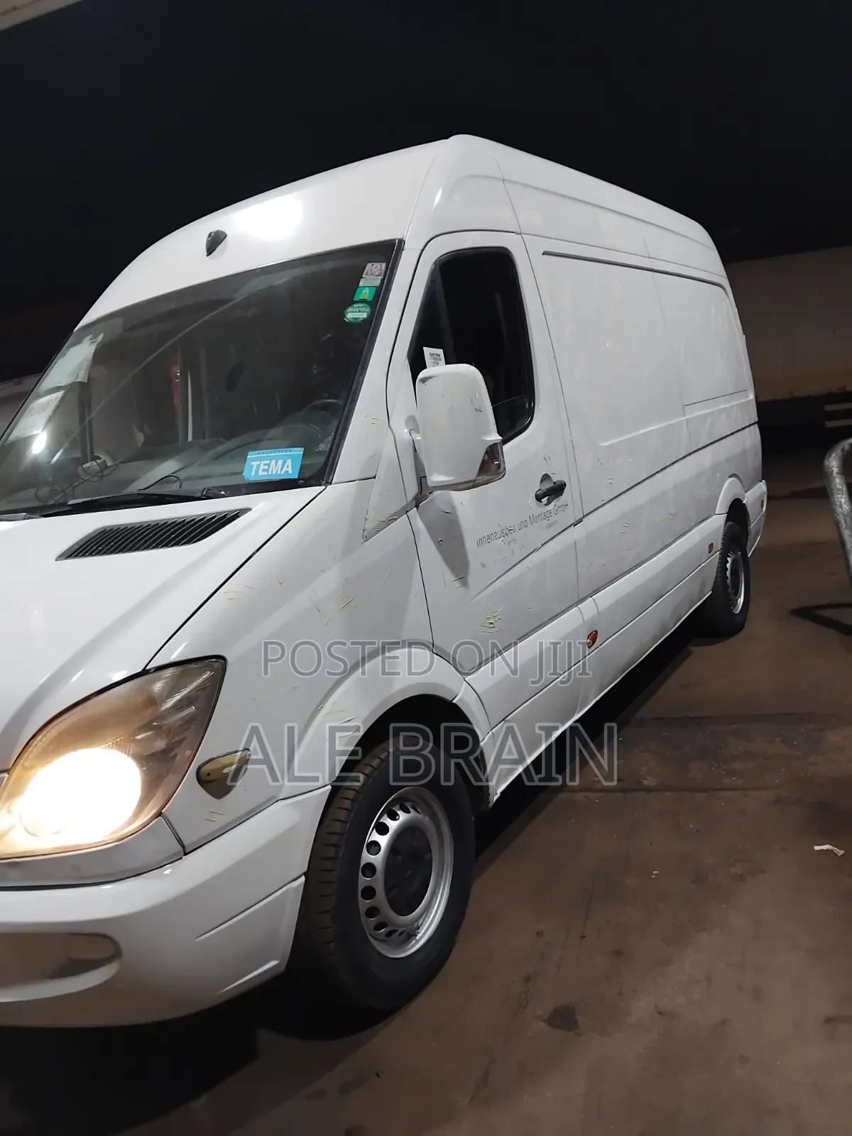 Mercedes-Benz Sprinter 2013 White
