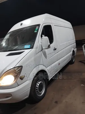 Mercedes-Benz Sprinter 2013 White