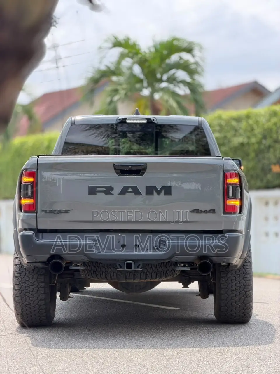 RAM 1500 TRX Crew Cab 4WD SB 2023 Gray