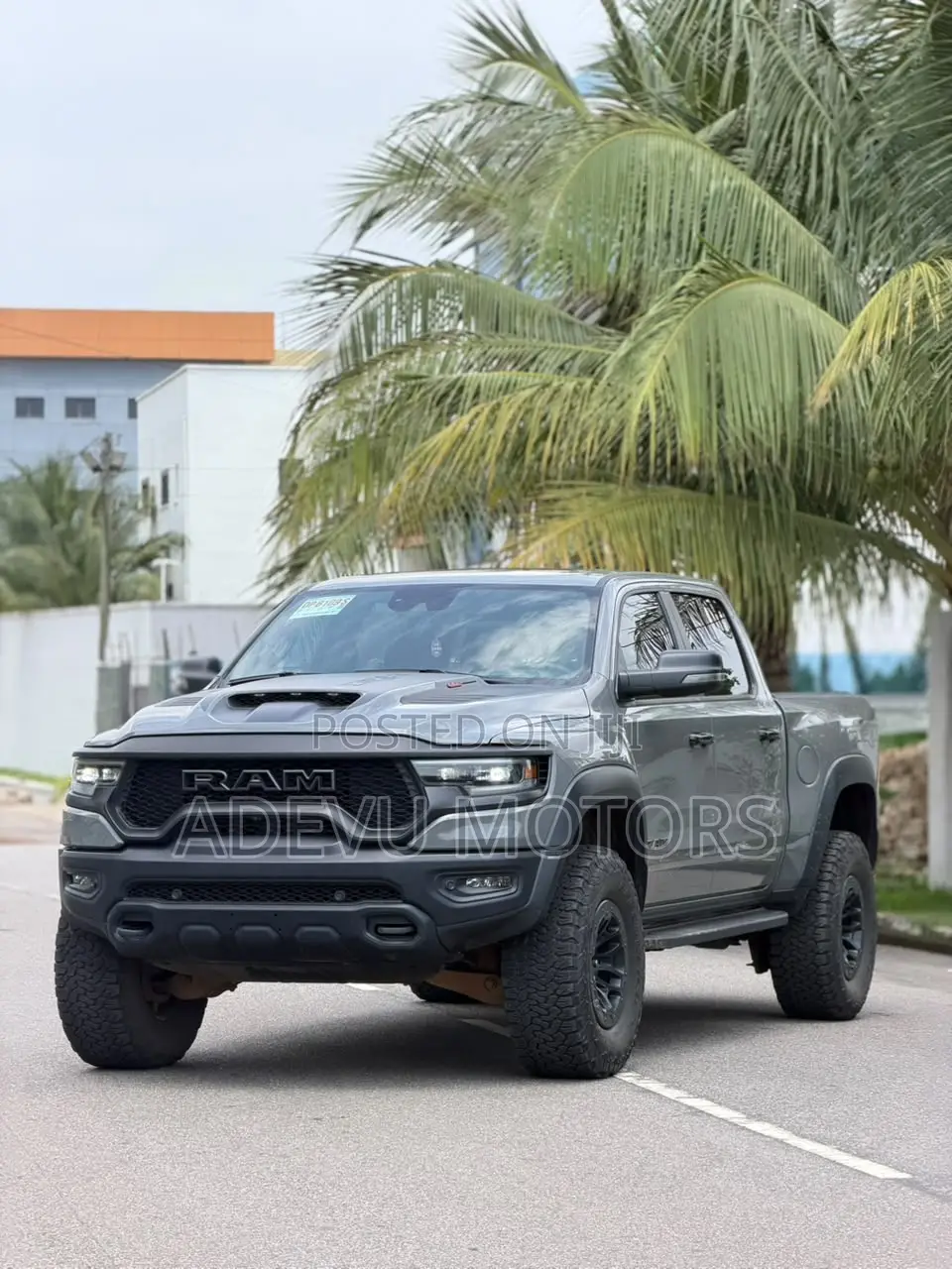 RAM 1500 TRX Crew Cab 4WD SB 2023 Gray