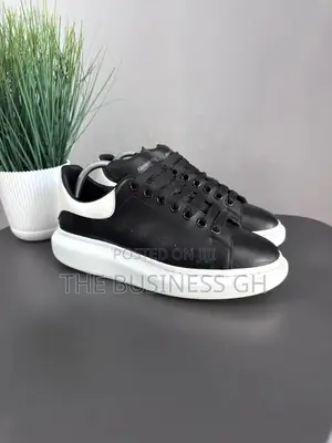 Black Alexander McQueen Sneakers