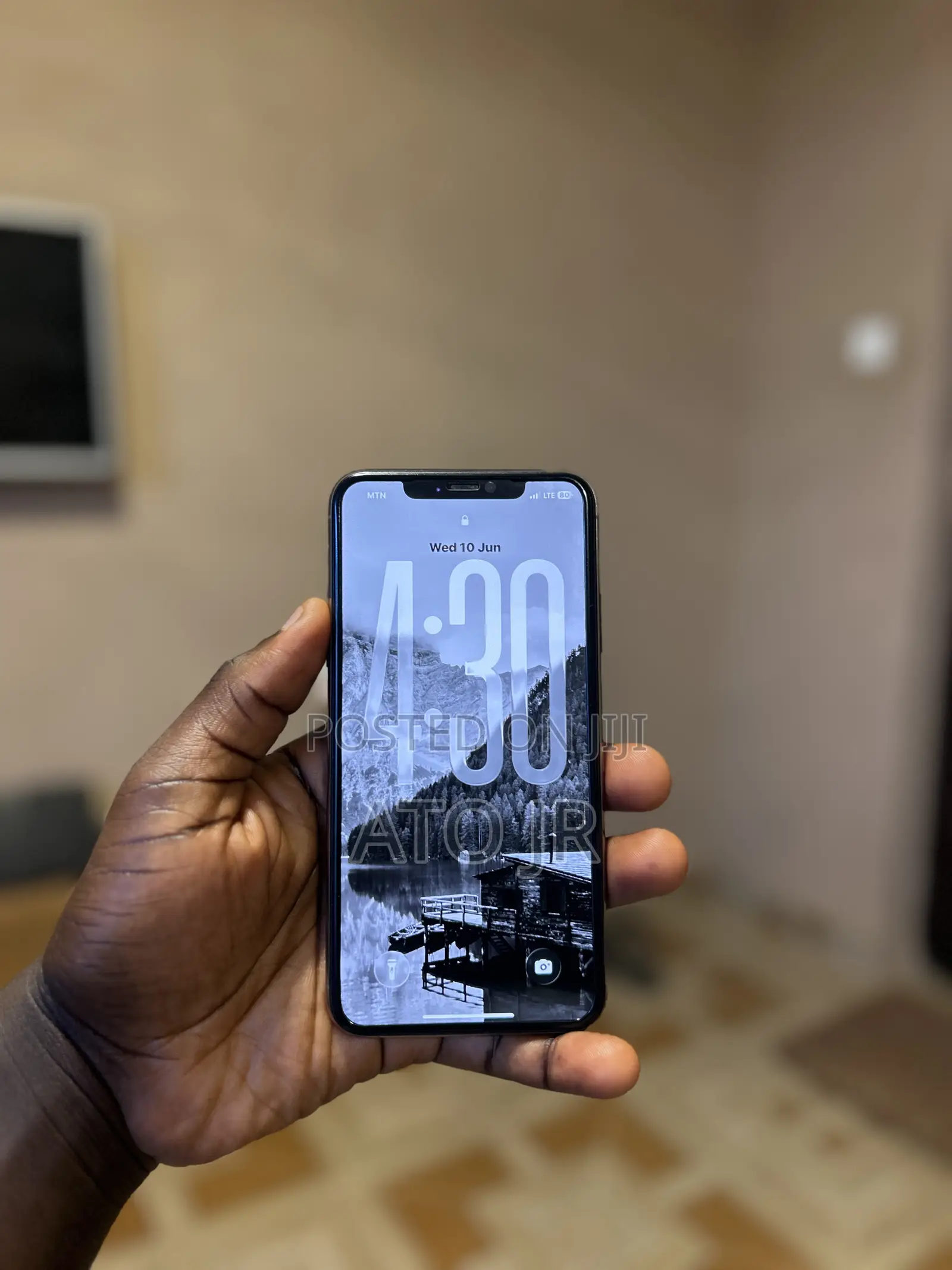 Apple iPhone 11 Pro Max 64 GB Gold