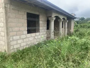 3bdrm House in Senase, Berekum Municipal for sale