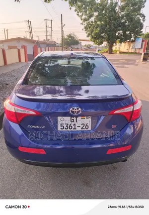 Toyota Corolla S Plus 4dr Sedan (1.8L 4cyl CVT) 2016 Blue