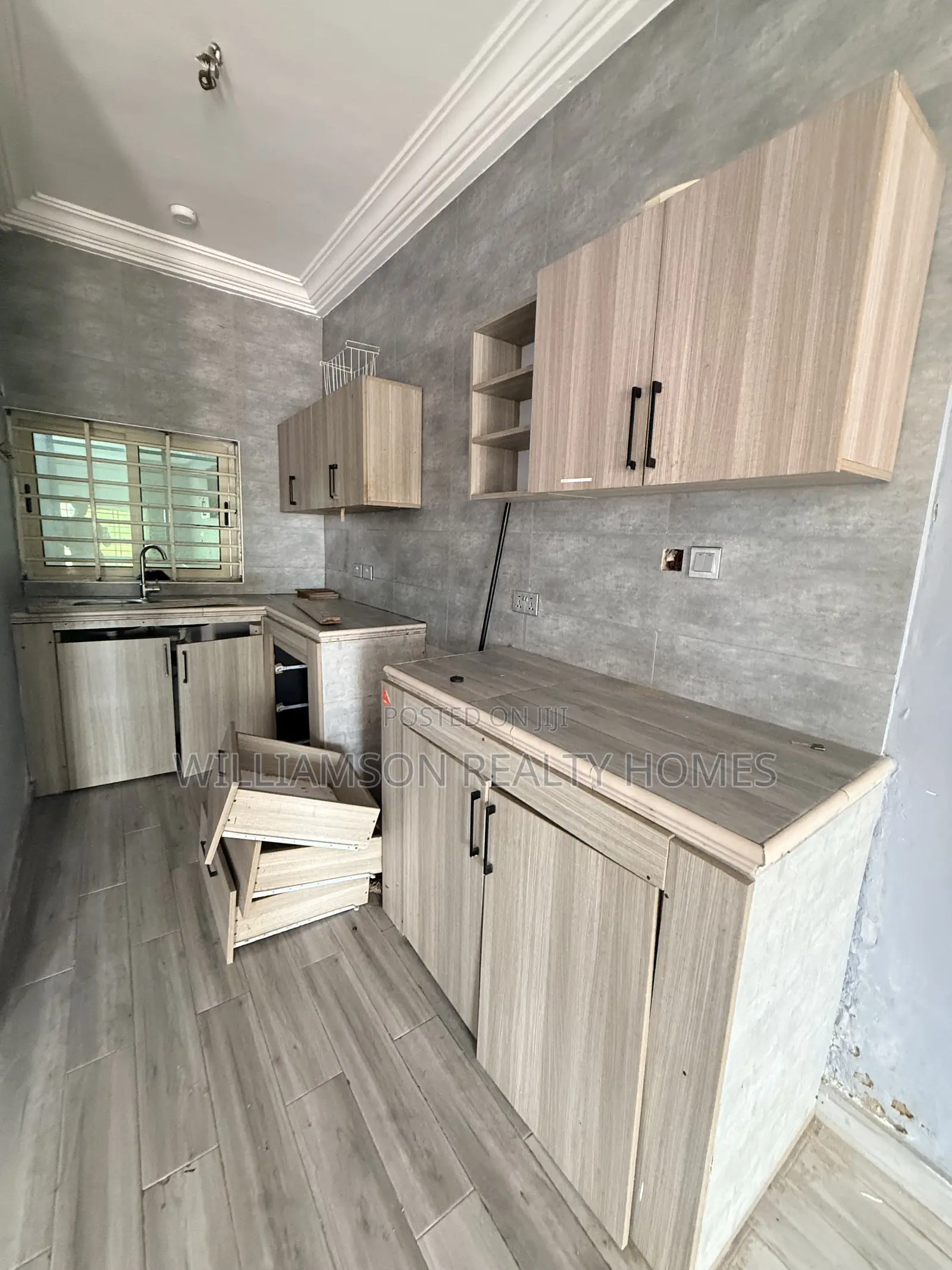 2bdrm Apartment in Hfc Estate Area, Spintex for rent