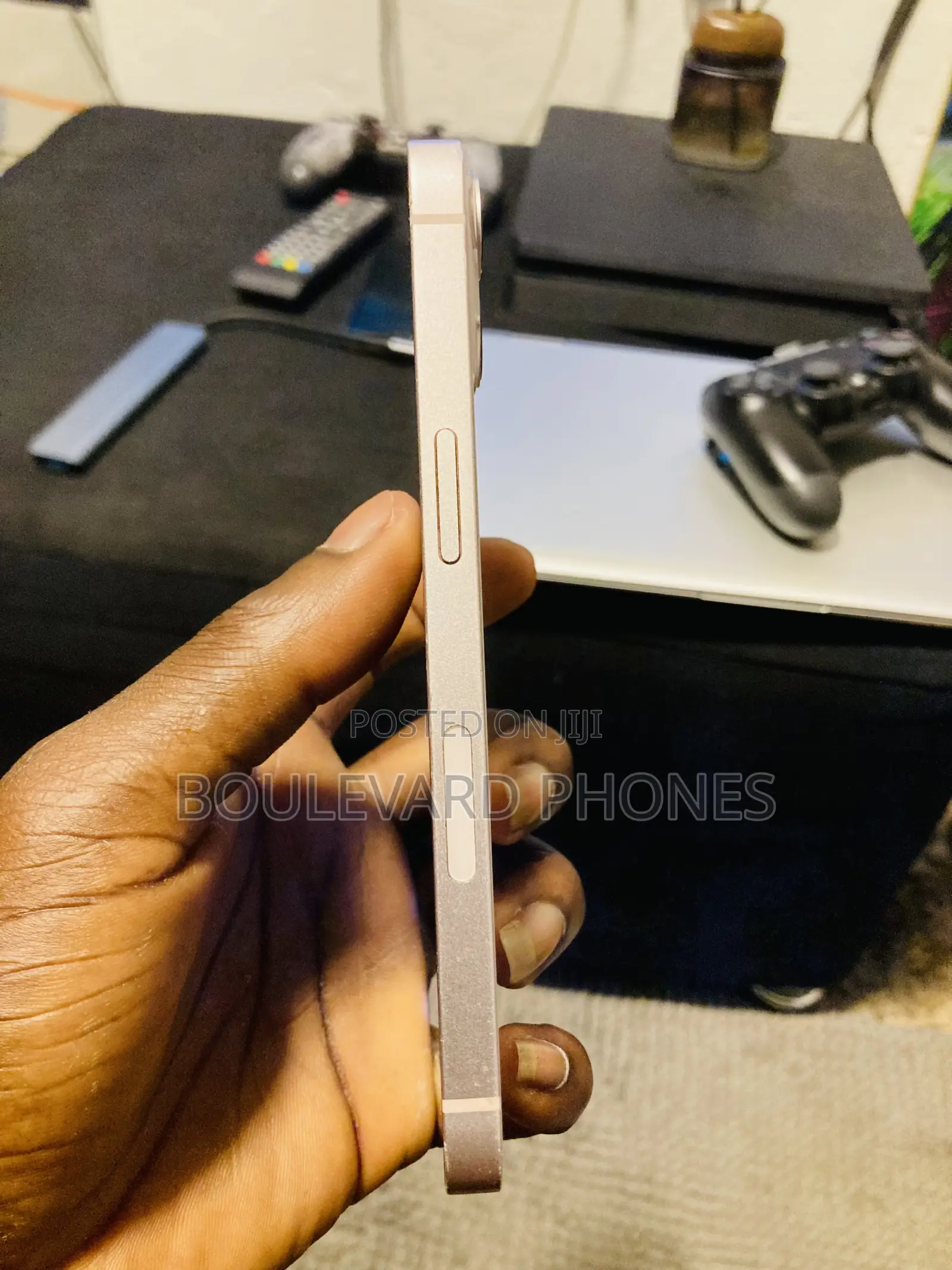 Apple iPhone 13 128 GB Pink