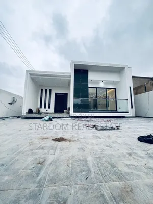 3bdrm Bungalow in Lakeside Estate for sale