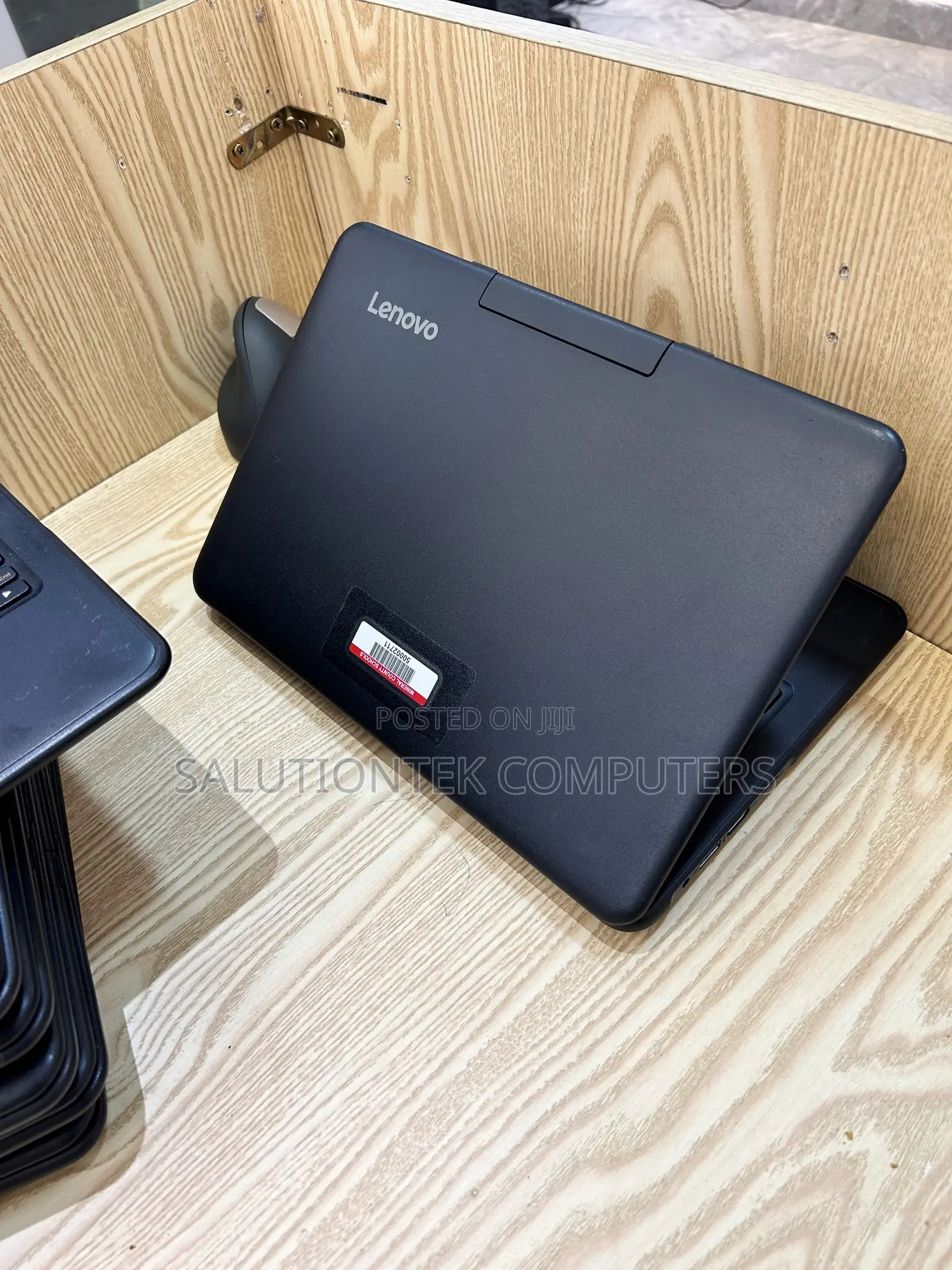 Laptop Lenovo N22 Winbook 4GB Intel SSHD+SSD 160GB