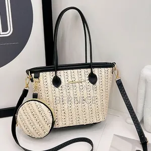 Fashionable Women's Shoulder Bag
