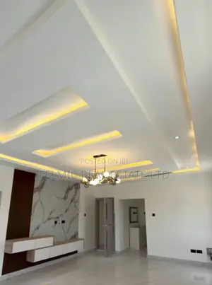 4bdrm Duplex in Felmic Real Estate, Sakumono for sale