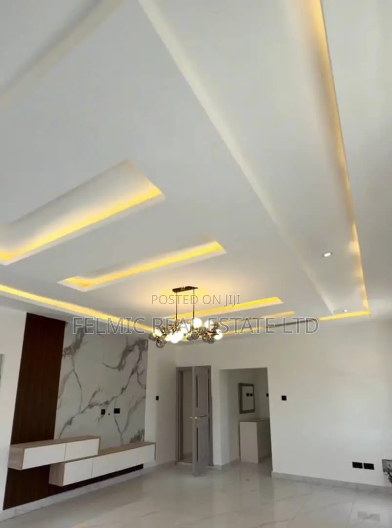 4bdrm Duplex in Felmic Real Estate, Sakumono for sale
