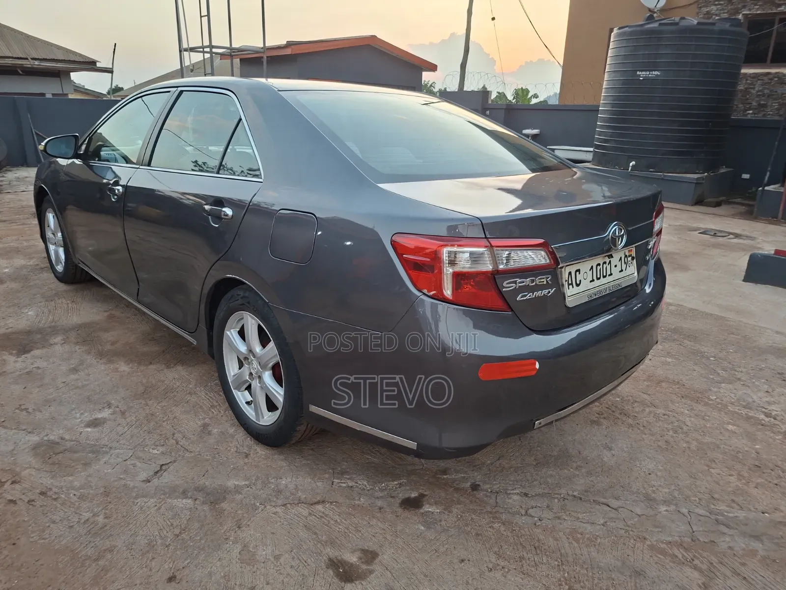Toyota Camry LE 4dr Sedan (2.5L 4cyl 6A) 2012