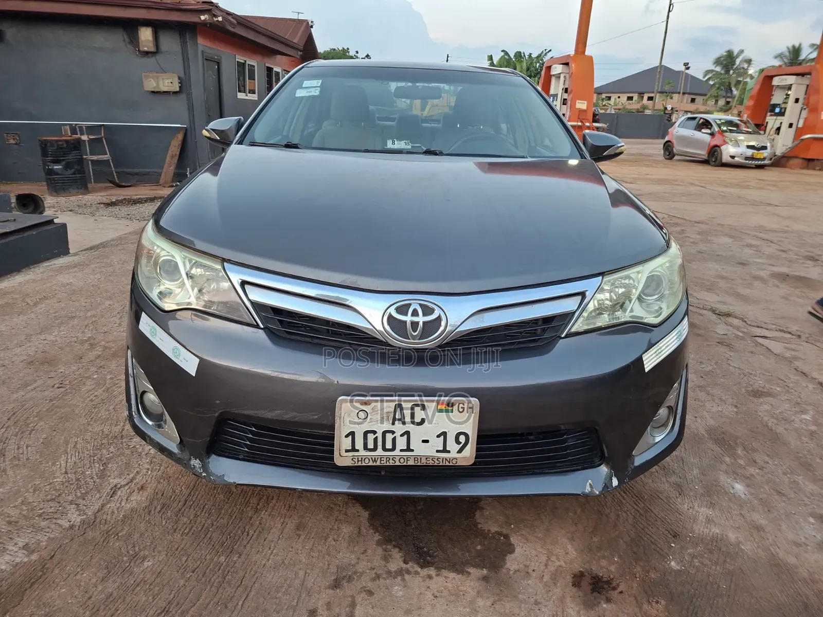Toyota Camry LE 4dr Sedan (2.5L 4cyl 6A) 2012