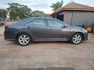 Toyota Camry LE 4dr Sedan (2.5L 4cyl 6A) 2012
