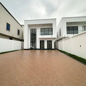 4bdrm Duplex in Felmic Real Estate, Coca Cola for sale