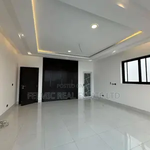 4bdrm Duplex in Felmic Real Estate, Coca Cola for sale