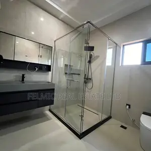 4bdrm Duplex in Felmic Real Estate, Coca Cola for sale