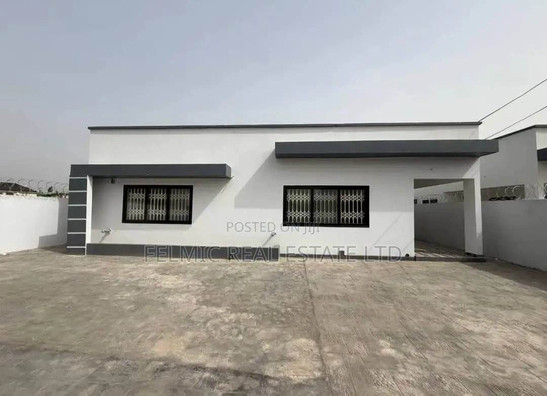 3bdrm House in Felmic Real Estate, Baatsona Total for sale