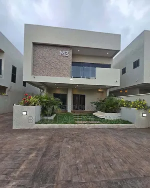 4bdrm House in Lake Side Estate for sale